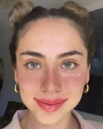 ⁦julia brown⁩ - الصورة ⁦3⁩